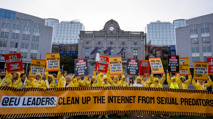 Press Release: Activists in Brussels Wear Hazmat Suits as Internet Is a Danger Zone for Kids